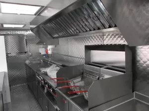 Canadian Brewhouse - Food Trucks - 18 ft Step Van