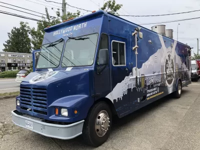 Hollywood North - Film Catering Trucks - 29 ft Freightliner