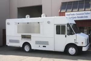 Sizzling Tandoori - South Asian Food Trucks - 16 ft Step Van