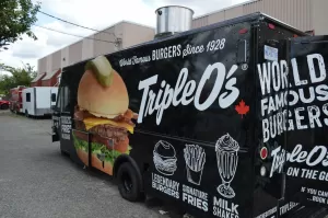 Triple O's #2 - Food Trucks - 18 ft Step Van