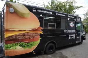 Triple O's #2 - Food Trucks - 18 ft Step Van